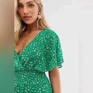 stradivarius | Dresses | Stradivarius Ditsy Floral Maxi With Front Split In  Green | Poshmark